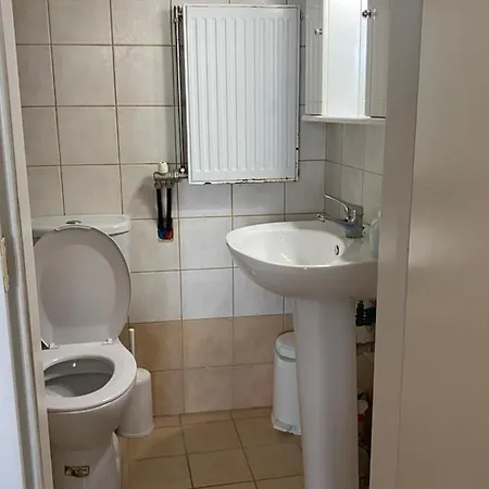 Lakis Barbajonn's Stone House Foutia