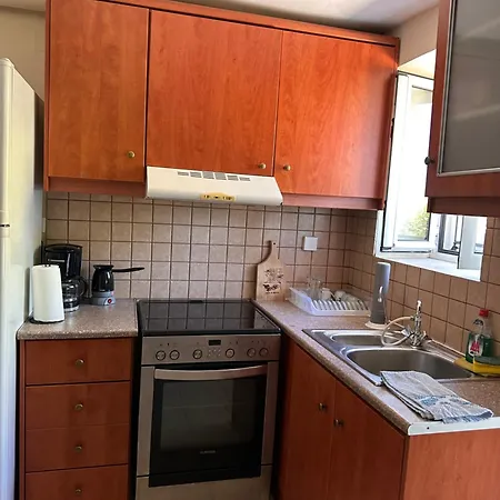 Daire Lakis Barbajonn's Stone House