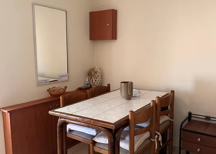 Lakis Barbajonn's Stone House Апартаменты Foutia